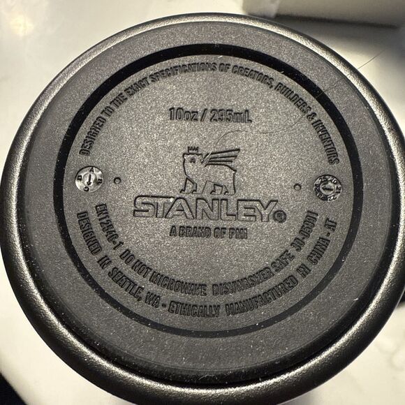 Stanley Stainless Steel The Everyday Can Cooler Can Chiller 10oz 295mL Black NEW - Picture 8 of 8